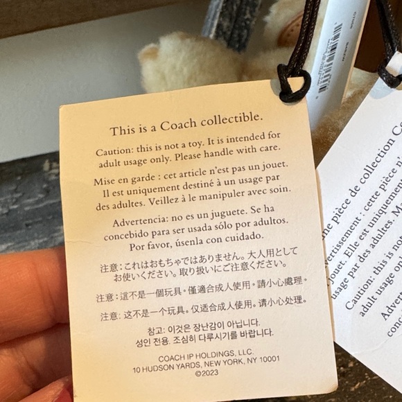 Coach Collectible Bear 2022 - Picture 6 of 7